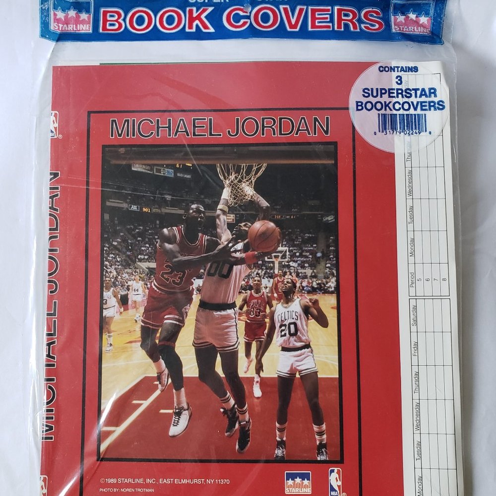 MICHAEL JORDAN AND MAGIC JOHNSON BOOK COVERS - NEW